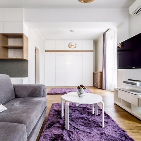 Breathless Basilika View Elegant Flat With Balcony Need Reservation X Free Parking ブダペスト エクステリア 写真