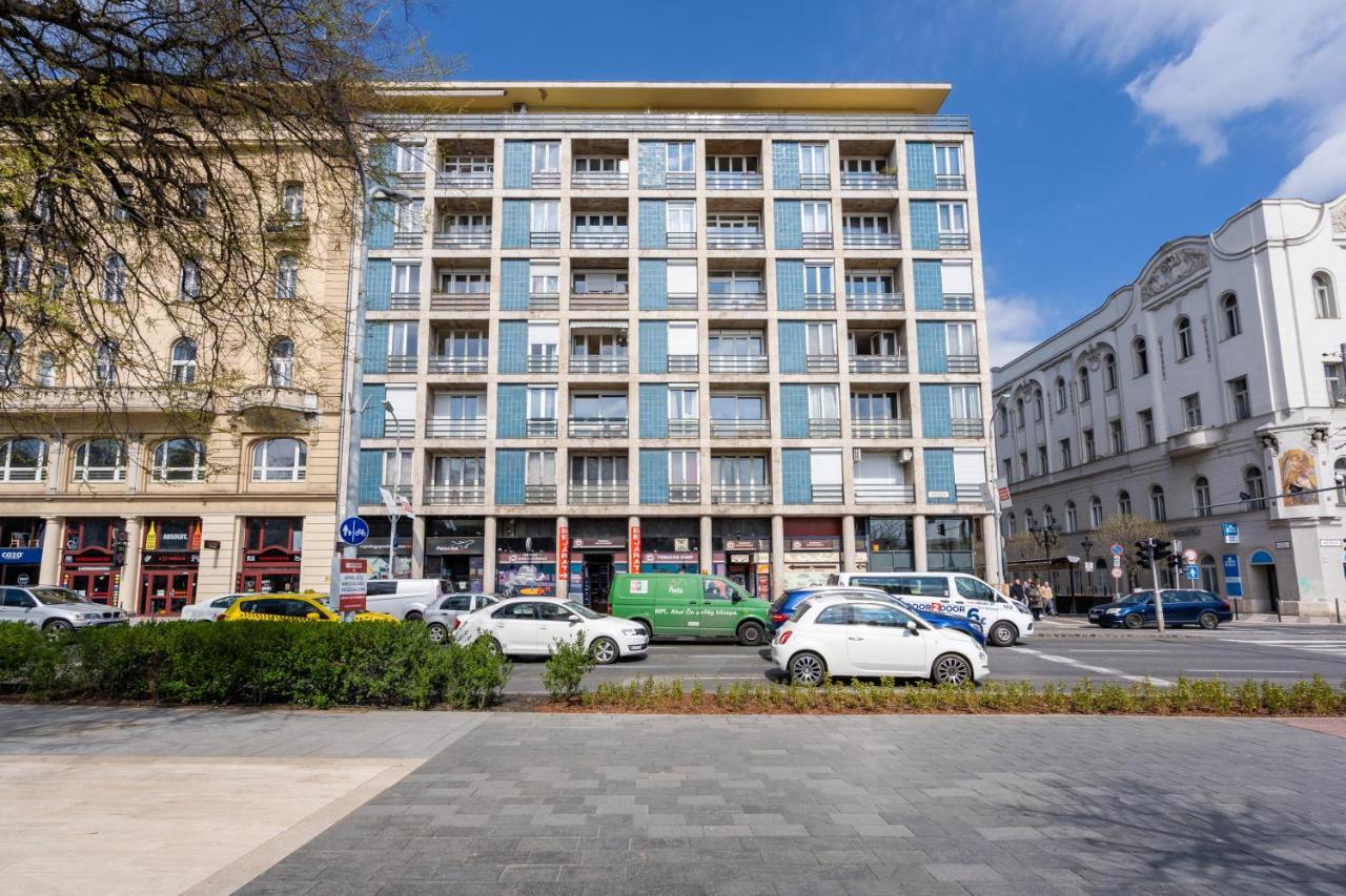 Breathless Basilika View Elegant Flat With Balcony Need Reservation X Free Parking ブダペスト エクステリア 写真